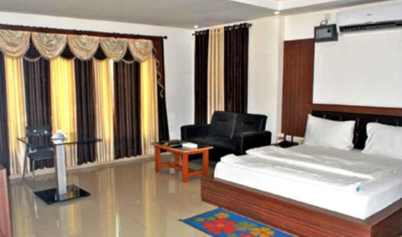 Hotel Kdm Palace Begusarai Exteriér fotografie