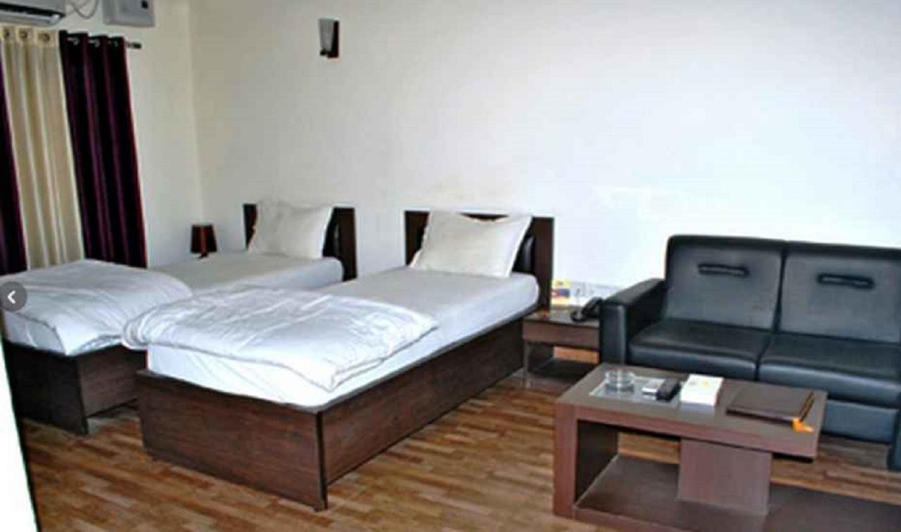 Hotel Kdm Palace Begusarai Exteriér fotografie